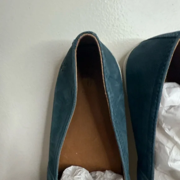 FRYE “Melanie” NWT sea blue Slip-On Shoes in size 9.5 - Picture 3 of 10